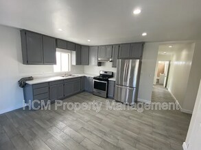 5903-5907 Bonsallo Ave in Los Angeles, CA - Building Photo - Building Photo