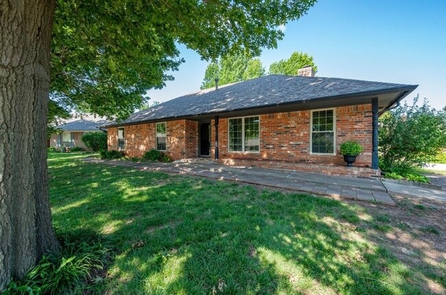 3405 Still Moon Cir