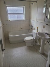 642 W 10th St in Erie, PA - Building Photo - Building Photo