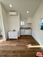 3826 S Harvard Blvd in Los Angeles, CA - Building Photo - Building Photo