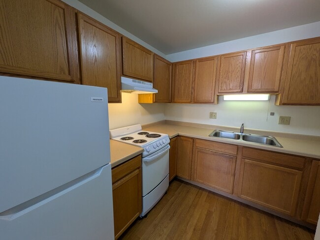 Freedom Ring Apartments in Sun Prairie, WI - Foto de edificio - Building Photo