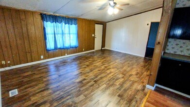 190 Private Rd 3376 F in Kempner, TX - Building Photo - Building Photo