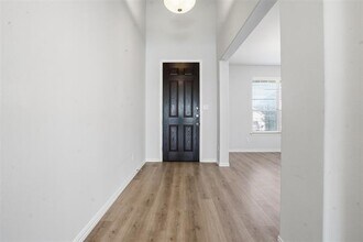 461 Windy Knoll Rd in Burleson, TX - Building Photo - Building Photo