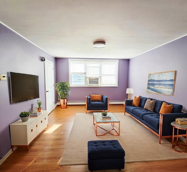132 42nd St in Union City, NJ - Building Photo - Building Photo