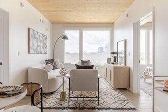 Joinery in Charlotte, NC - Foto de edificio - Building Photo