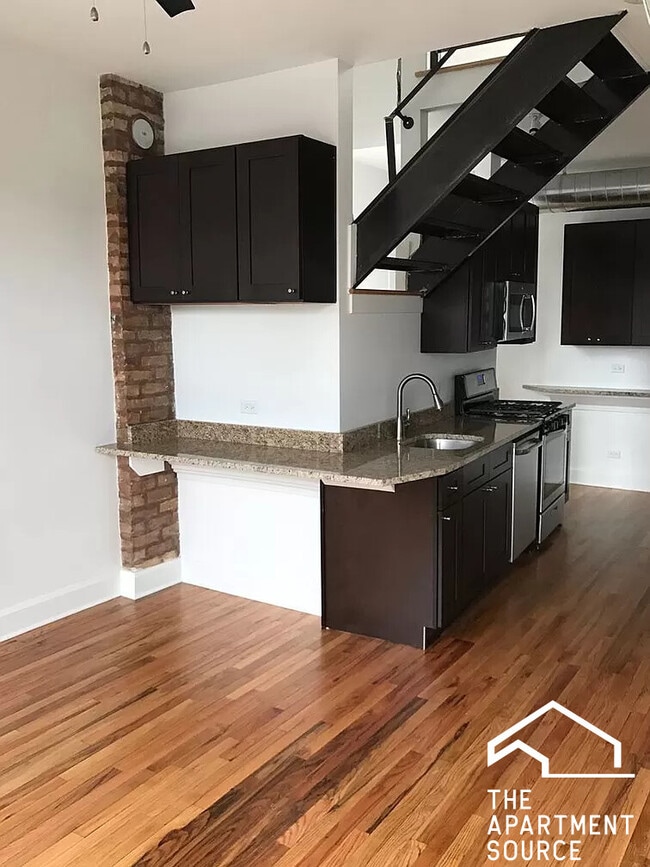 1643 S Throop St in Chicago, IL - Building Photo - Building Photo