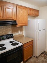 16809 NE 105th St in Redmond, WA - Building Photo - Building Photo