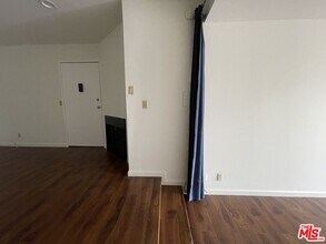 1338 N Sierra Bonita Ave in West Hollywood, CA - Building Photo - Building Photo