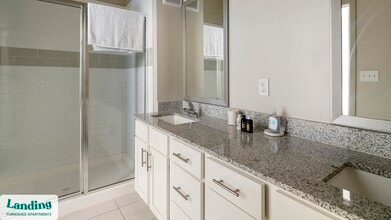 23223 Gosling Rd in Spring, TX - Foto de edificio - Building Photo