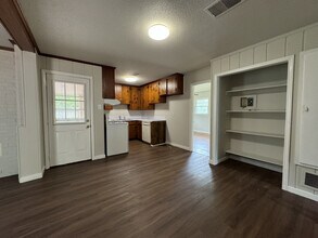 933 Karen Rd in Montgomery, AL - Building Photo - Building Photo