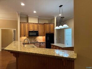 2275 Towne Park Dr SW in Huntsville, AL - Building Photo - Building Photo