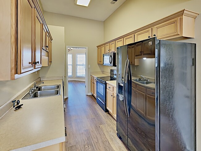 1146 Red Fern Cir E in Cordova, TN - Foto de edificio - Building Photo