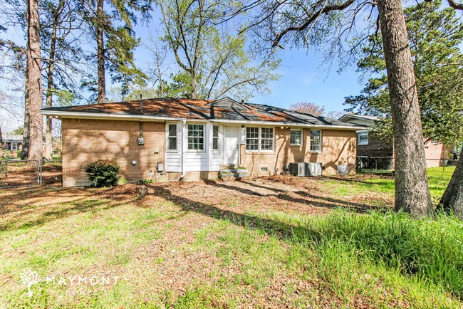 1601 Granby Rd in Cayce, SC - Building Photo - Building Photo