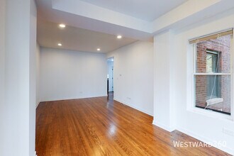 1339 W Early Ave in Chicago, IL - Foto de edificio - Building Photo