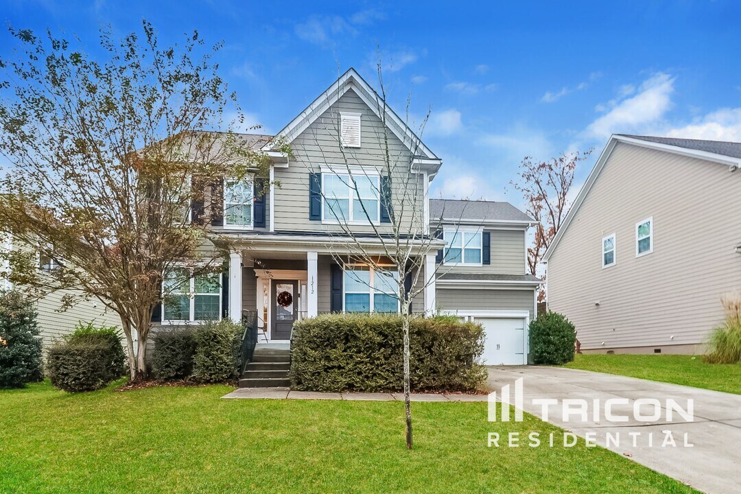 1212 Screech Owl Rd in Waxhaw, NC - Foto de edificio