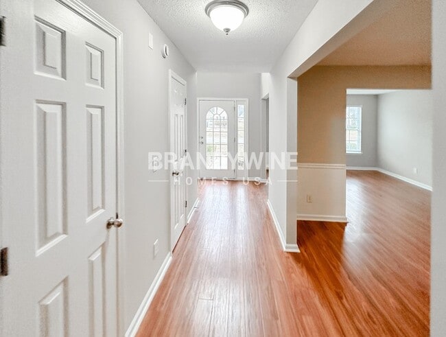 5994 Horseshoe Ln in Fairburn, GA - Building Photo - Building Photo