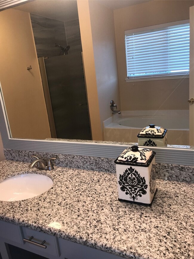 property at 2844 Morningmist Ln