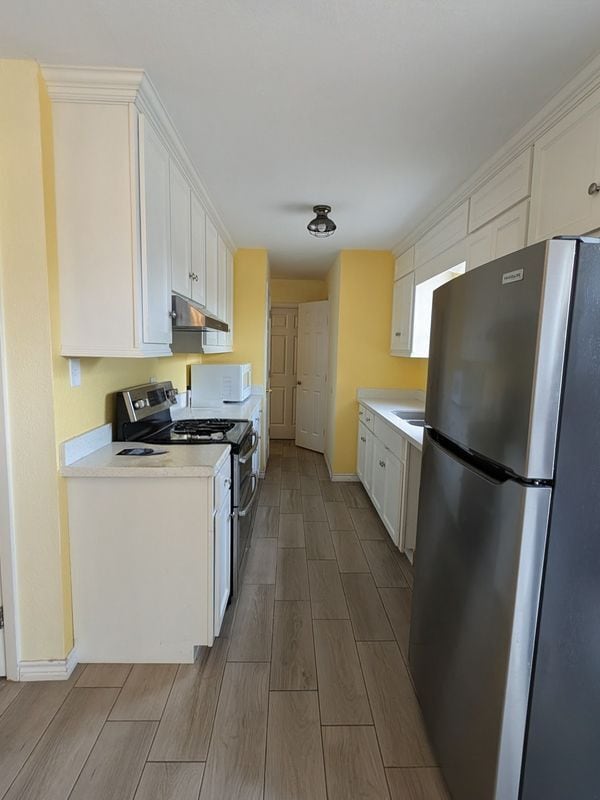 2504 Eagle Ave in McAllen, TX - Foto de edificio - Building Photo