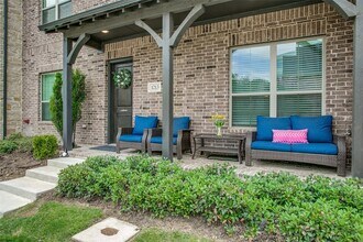 1213 Casselberry Dr in Flower Mound, TX - Building Photo - Building Photo