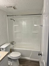 3215 Baird Ave, Unit J-65 in Lakeland, FL - Building Photo - Building Photo