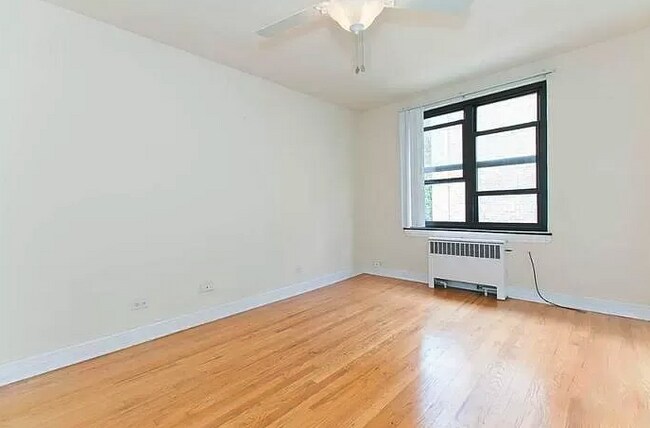 property at 7516.5 N Ridge Blvd