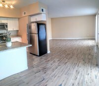 Building Photo - Shalimar Apartments in Phoenix, Arizona
