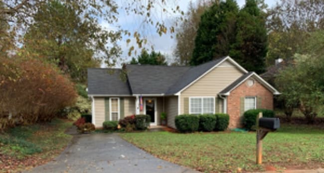 505 Bradfield Ct
