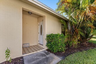 193 SE 1st Cir in Boynton Beach, FL - Building Photo - Building Photo