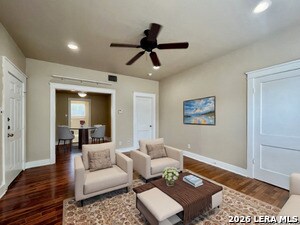 1539 W Woodlawn Ave in San Antonio, TX - Building Photo - Building Photo