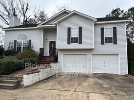 135 Lee Road 2009 in Phenix City, AL - Building Photo