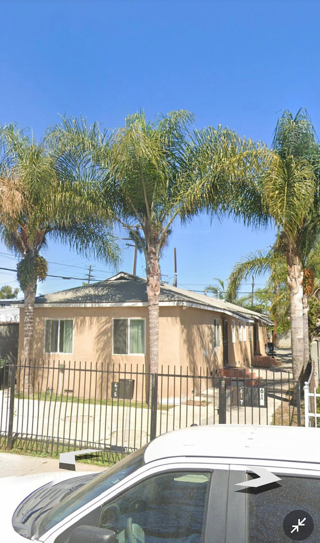 617 E 109th St in Los Angeles, CA - Building Photo - Building Photo