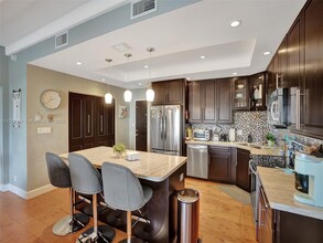 3212 NE 12th St, Unit 505 in Pompano Beach, FL - Building Photo - Building Photo