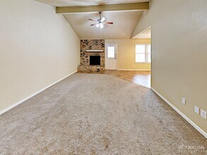 6625 Fair Oaks Dr in Watauga, TX - Building Photo - Building Photo