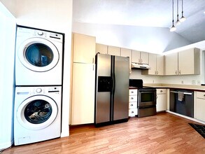 1966 Sixty Oaks Ln in Vero Beach, FL - Building Photo - Building Photo