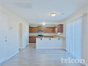 831 Dovefield Ln in Lexington, SC - Building Photo - Building Photo