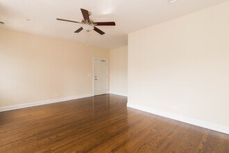 3709 N Wilton Ave, Unit 2 in Chicago, IL - Building Photo - Building Photo