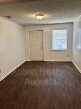 2165 1/2 Telfair St in Augusta, GA - Building Photo - Building Photo