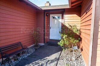 2107 167th St Ct E in Spanaway, WA - Building Photo - Building Photo