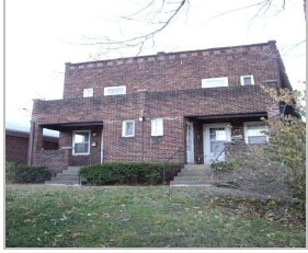 Dale Apartments in Richmond Heights, MO - Building Photo