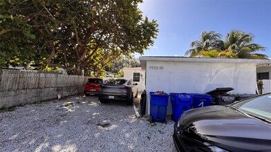 1933 Washington St in Hollywood, FL - Building Photo - Building Photo