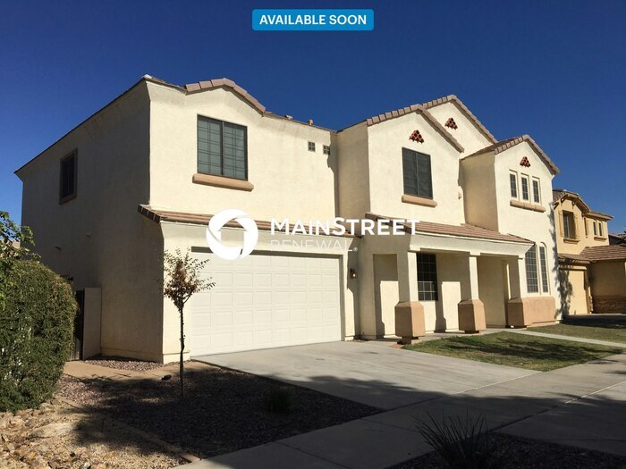 13592 W Gelding Dr in Surprise, AZ - Foto de edificio