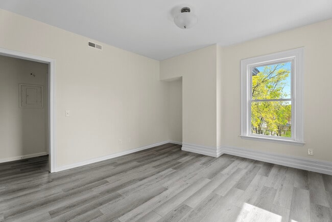 72 S Main St in Wallingford, CT - Building Photo - Building Photo