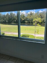 900 SW 125th Way in Pembroke Pines, FL - Building Photo - Building Photo