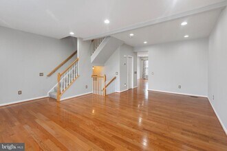 13503 Bannacker Pl in Herndon, VA - Building Photo - Building Photo