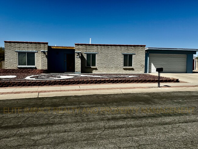 property at 9103 E Holmes St