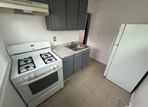 537 Schiller Ave, Unit 1r in Hamilton Township, NJ - Building Photo - Building Photo