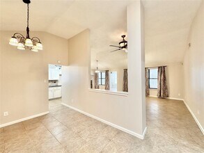 11614 Easterling Dr in Houston, TX - Building Photo - Building Photo