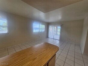 4030 Coronado Pkwy in Cape Coral, FL - Building Photo - Building Photo