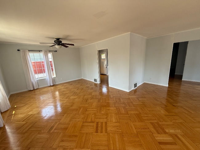 1600 Valley View Ave in Belmont, CA - Building Photo - Building Photo
