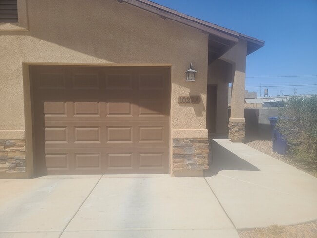 1022 S 2nd Ave, Unit A in Yuma, AZ - Building Photo - Building Photo